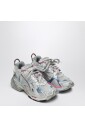 low-top-running-sneaker
