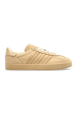gazelle-indoor-sports-shoes