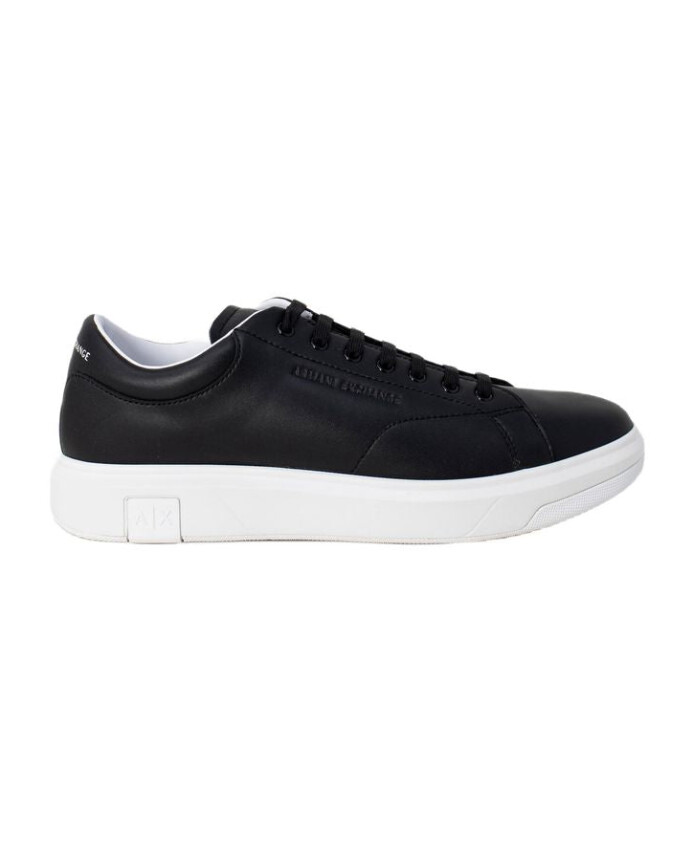 sneakers-en-cuir-noir-collection-printemps-ete