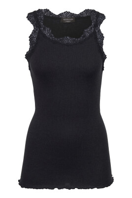 sleeveless-tops