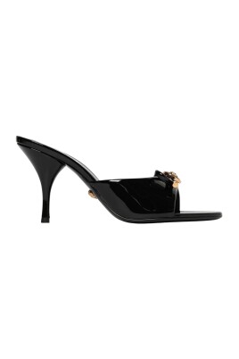 sandales-a-talon-carre-noires