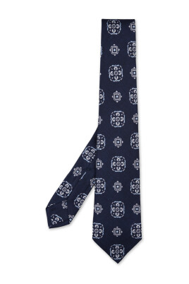 blue-silk-elegant-scarf