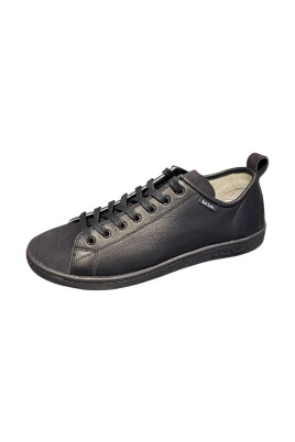 baskets-en-cuir-bleu-marine