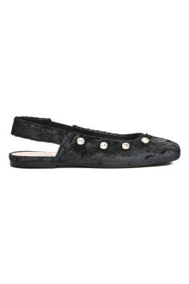 svarta-velvet-ballerinaskor-med-strass