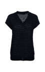 vetement-en-maille-a-col-en-v
