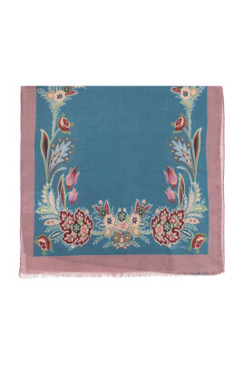 echarpe-a-motif-decoratif