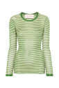 pull-elegant-avec-un-design-unique