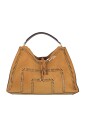 sac-en-daim-avec-details-perfores