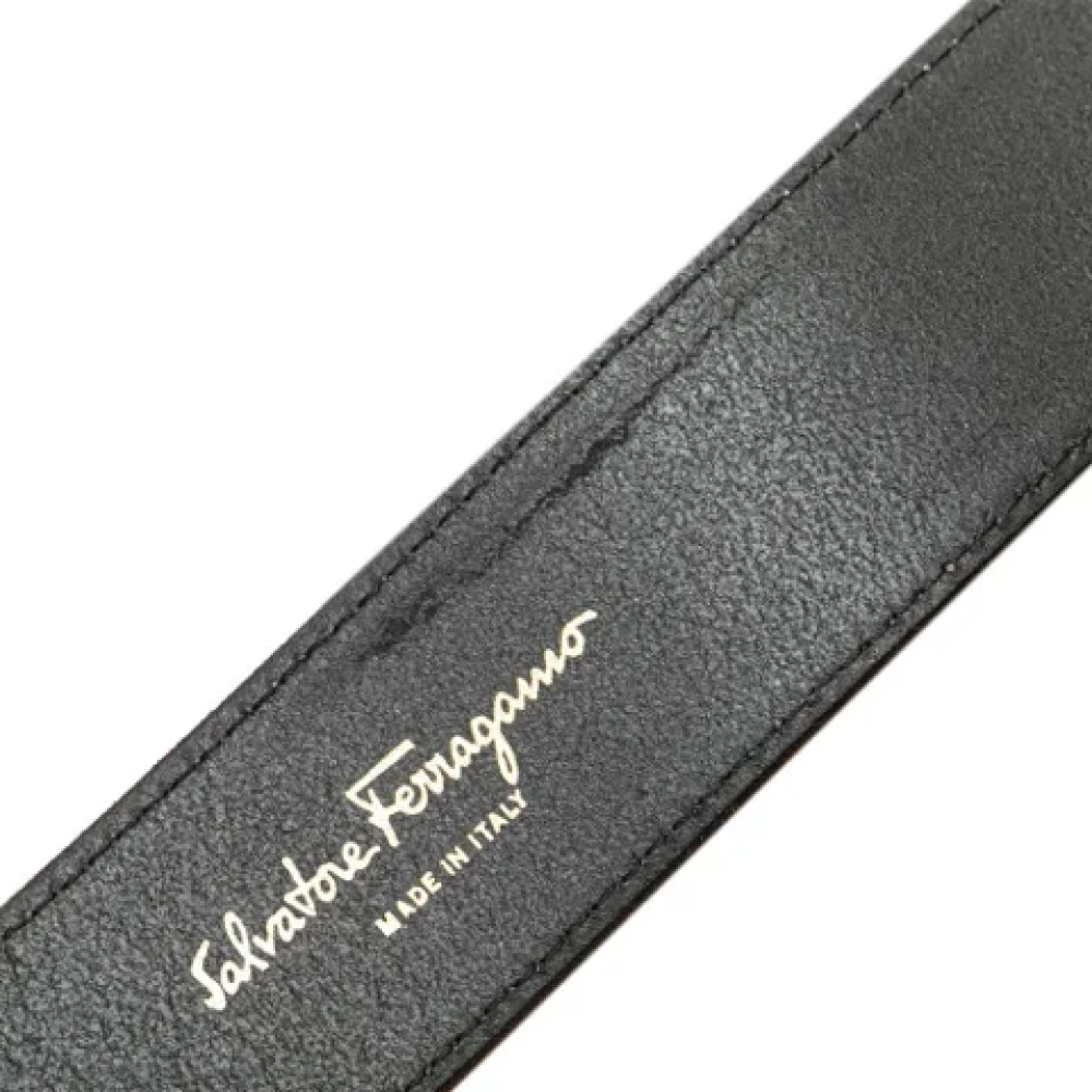 Salvatore Ferragamo Pre-owned Leather belts Brown Dames