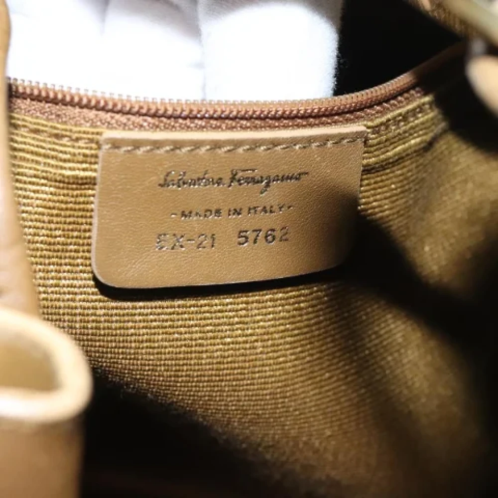 Salvatore Ferragamo Pre-owned Canvas shoulder-bags Blue Dames