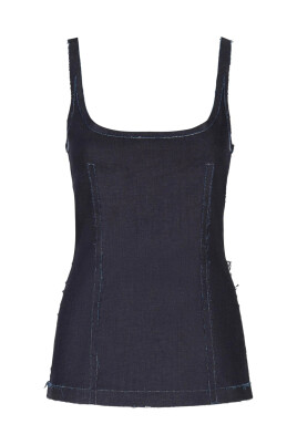 square-neck-sleeveless-top