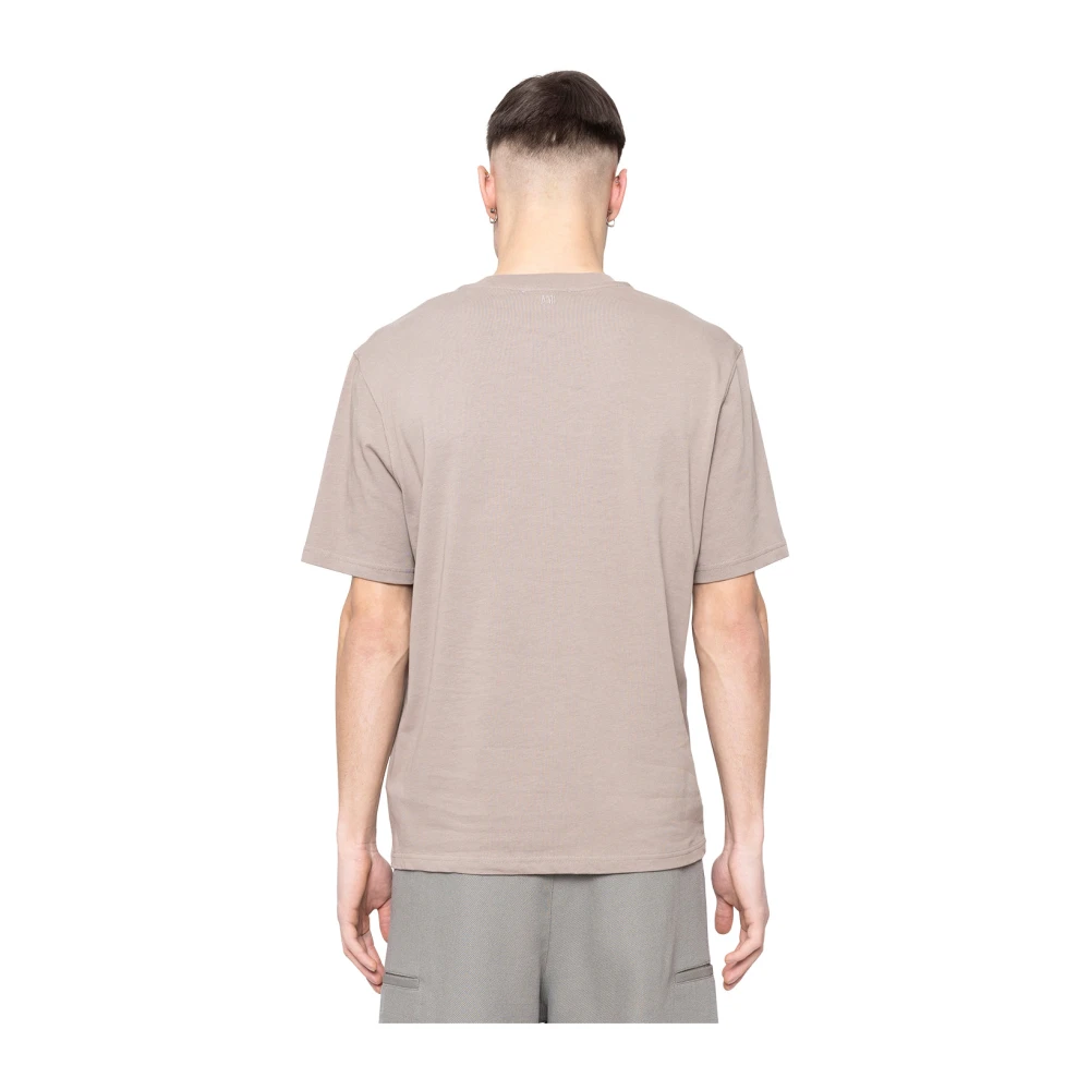 Ami Paris Licht Taupe ADC T-Shirt Minimalistisch Design Hoogwaardig Materiaal Brown Heren