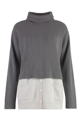 cashmere-turtleneck-sweater-with-pockets