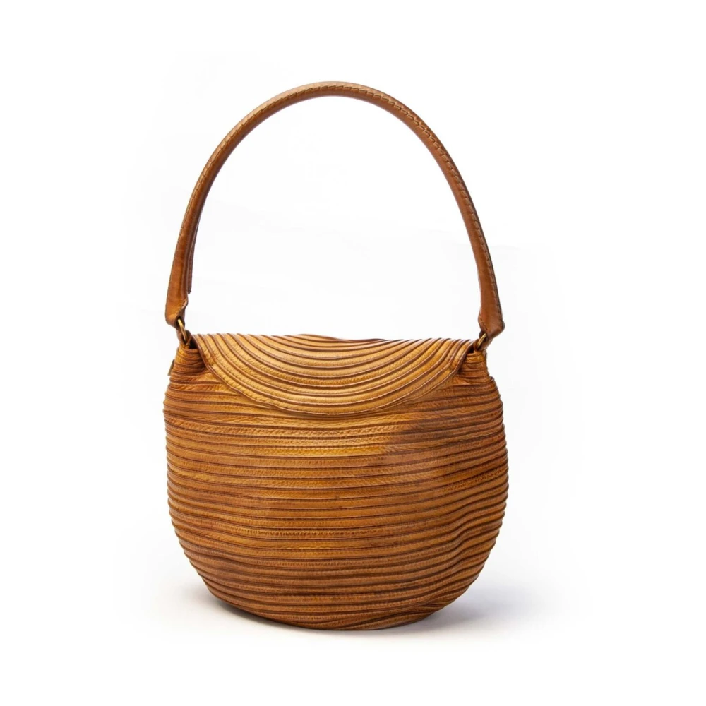 Majo Leren schoudertas met magnetische sluiting Beige Dames