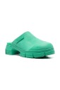 groene-slipper-muilezel-met-logo-patch