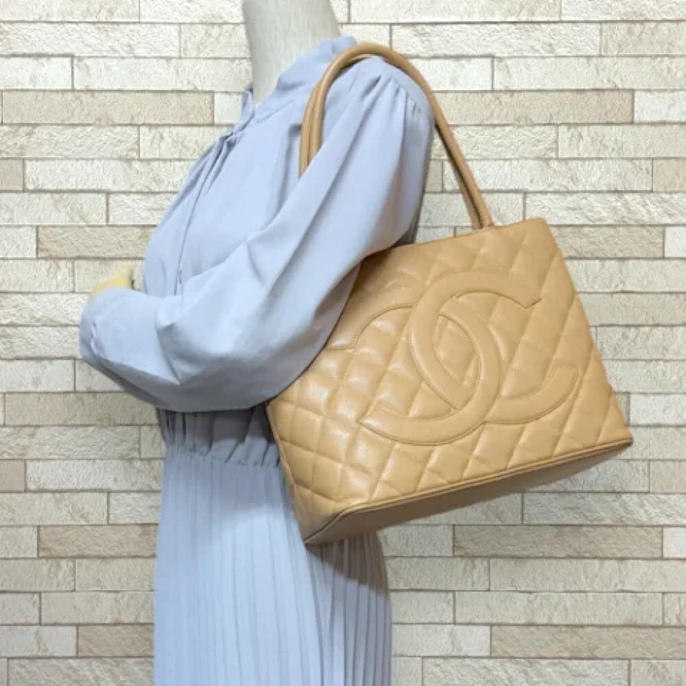 Chanel Vintage Pre-owned Leather chanel-bags Beige Dames