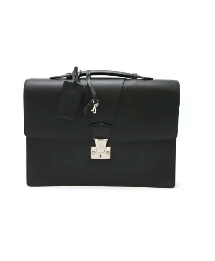 pre-owned-cuir-sacs-main