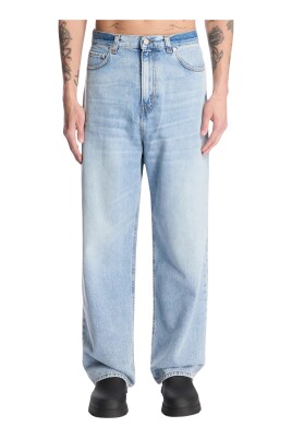 wide-leg-soft-cotton-jeans-in-medium-wash