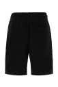 collection-de-t-shirts-et-shorts-decontractes