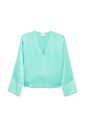 blauwgroene-top-met-v-hals-en-wijde-mouwen