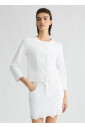 veste-blanche-brode