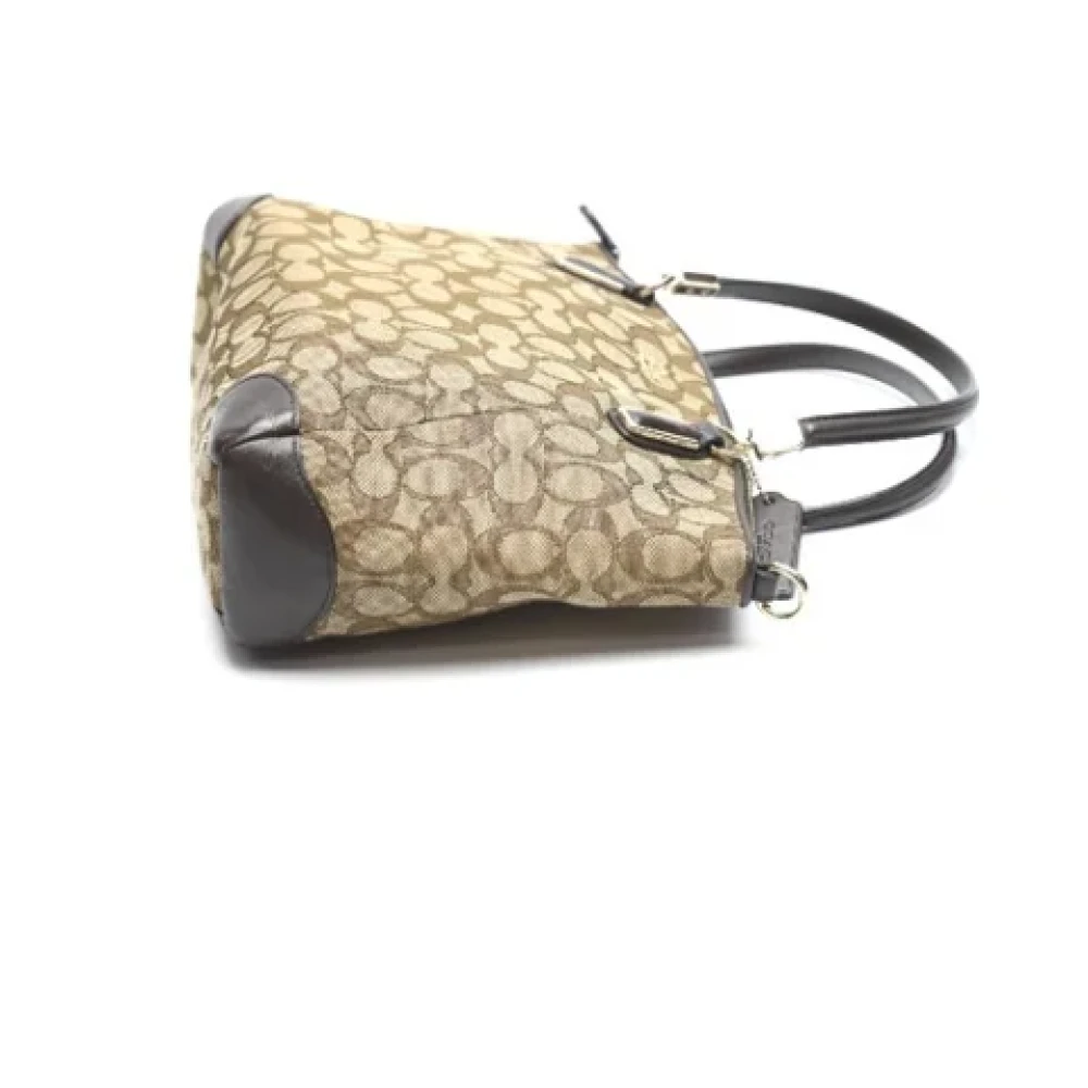 Coach Pre-owned Leather shoulder-bags Beige Dames