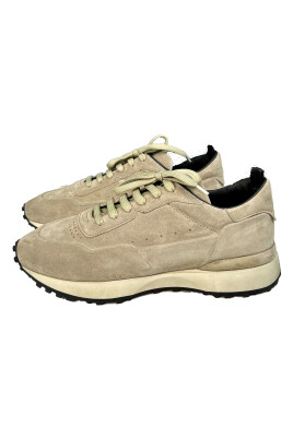 velour-sneaker