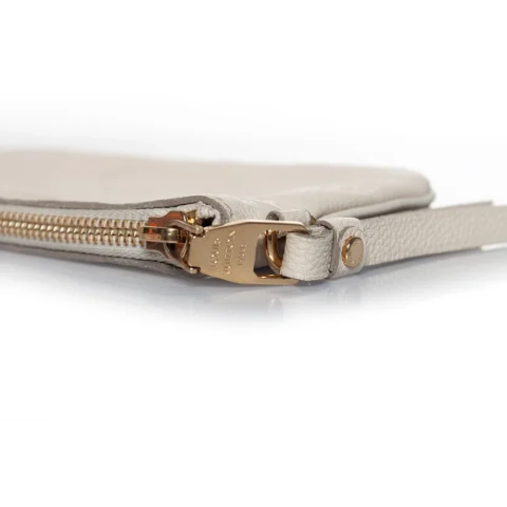 Louis Vuitton Vintage Pre-owned Leather clutches White Dames