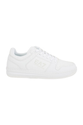 white-sneaker-shoes