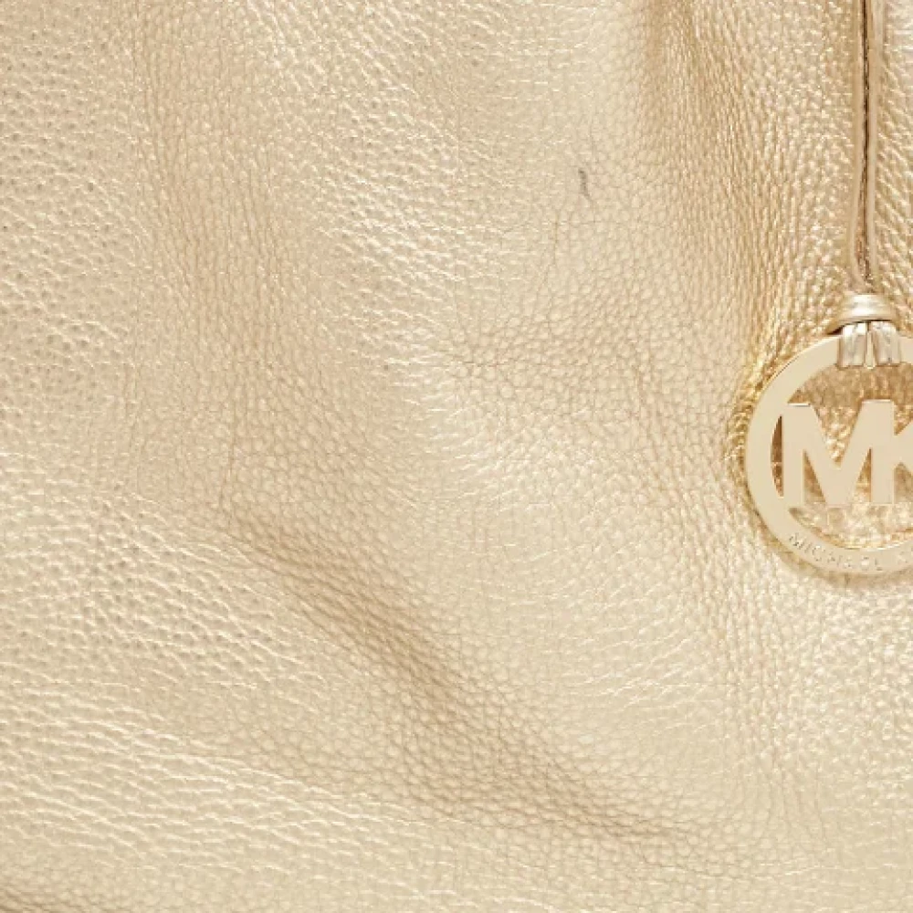 Michael Kors Pre-owned Leather totes Yellow Dames