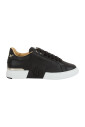 classic-low-top-sneakers