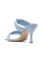 mules-en-cuir-bleu-talons-bas