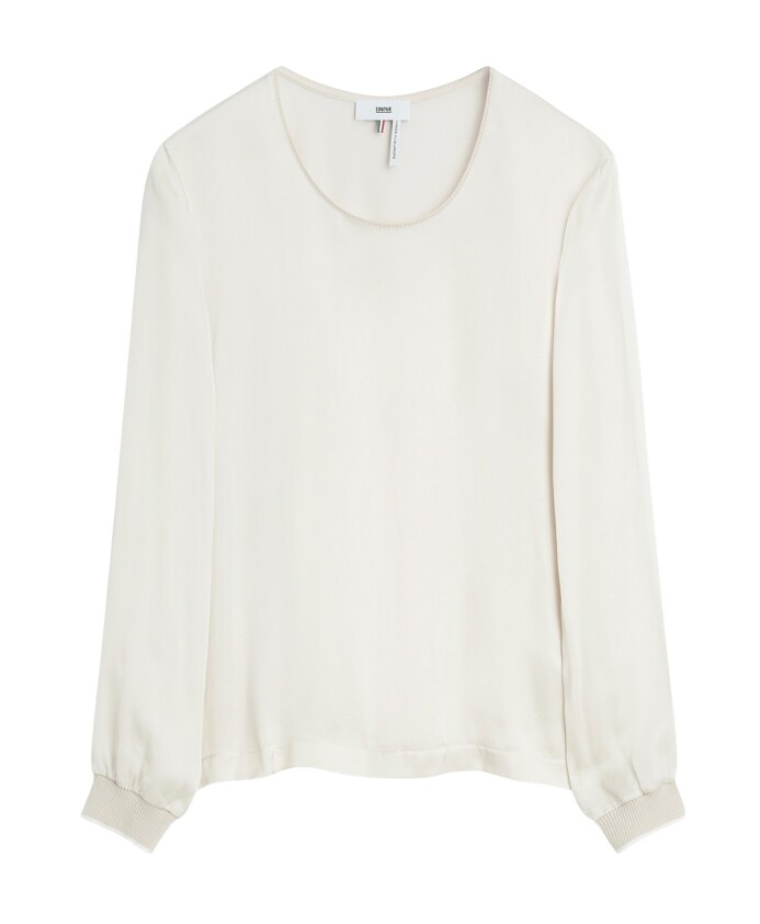chemise-en-satin-avec-elements-de-design-classiques