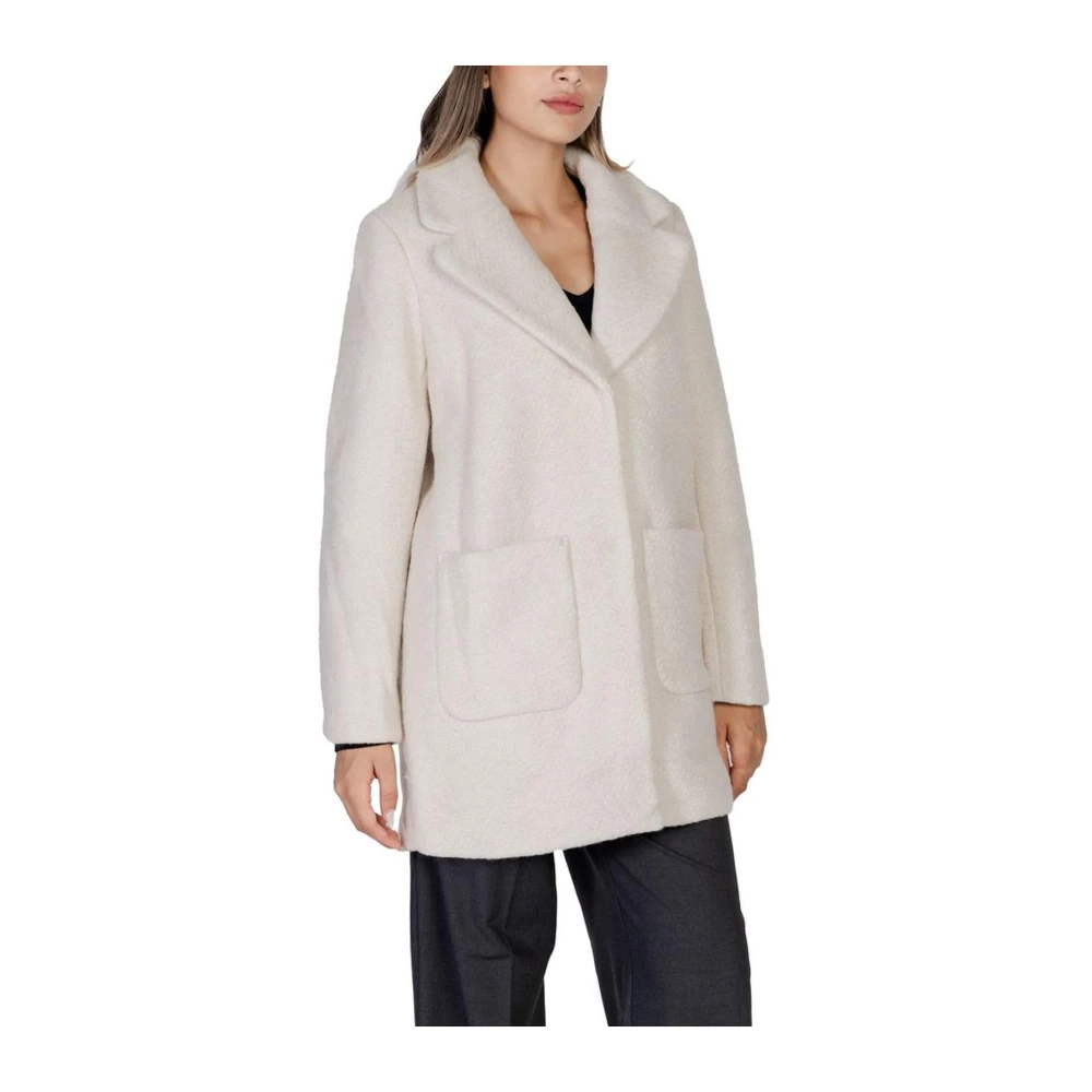 Ichi Beige Wool Blend Jassen & Mantels Beige Dames