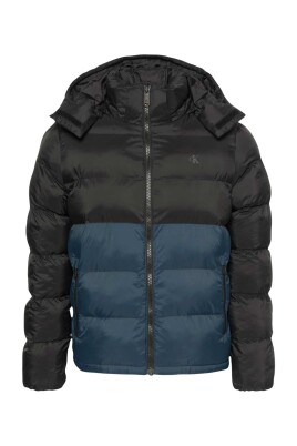 quilted-puffer-jacket-with-hood