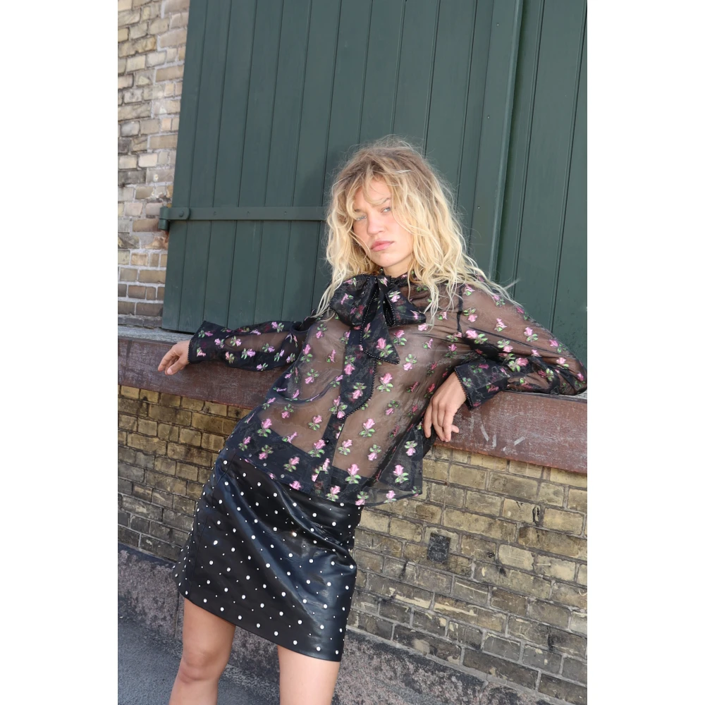 Cras Bloemen Geborduurde Doorschijnende Organza Blouse Black Dames