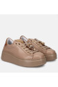beige-leren-sneakers-met-gelamineerd-detail