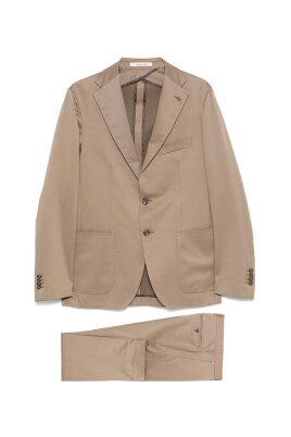 single-breasted-suit