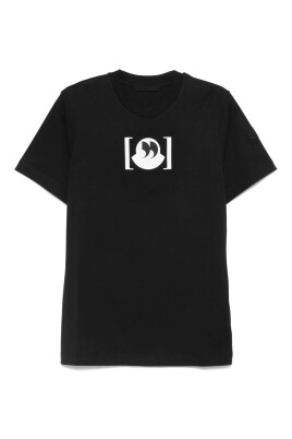 t-shirt-col-rond-noir-avec-patch-logo