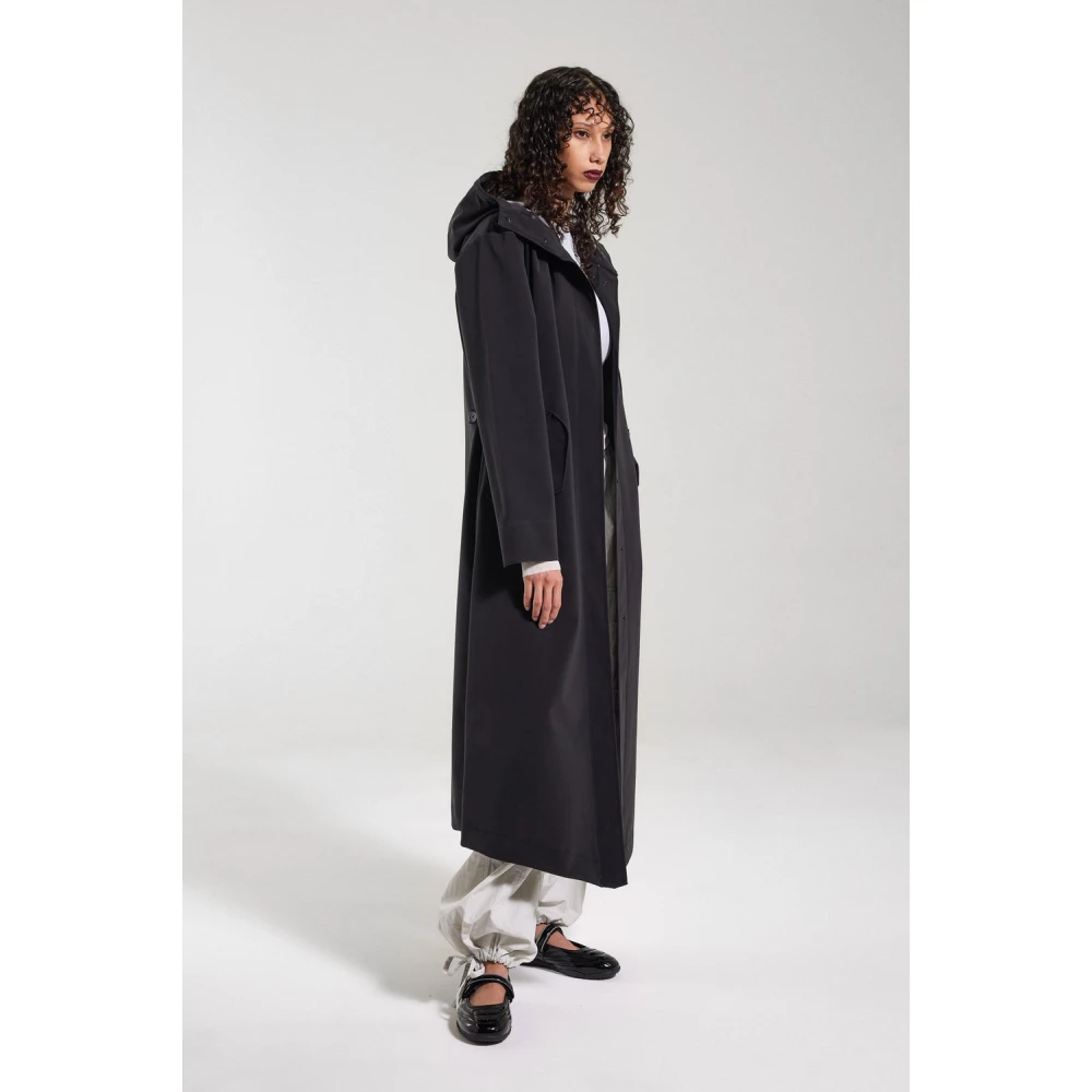 Stutterheim Matte Regenjas met V-Vormige Voorkant Black Dames