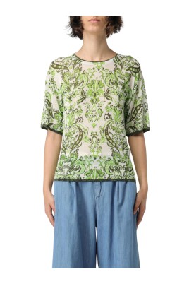 green-crew-neck-t-shirt