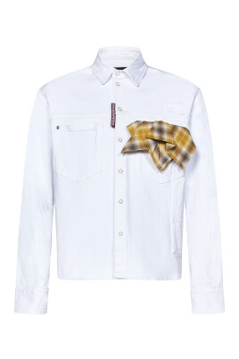 chemise-de-charpentier-blanche-avec-mouchoir-a-carreaux