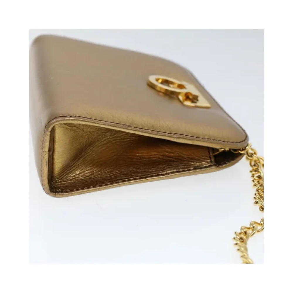 Salvatore Ferragamo Pre-owned Leather shoulder-bags Yellow Dames