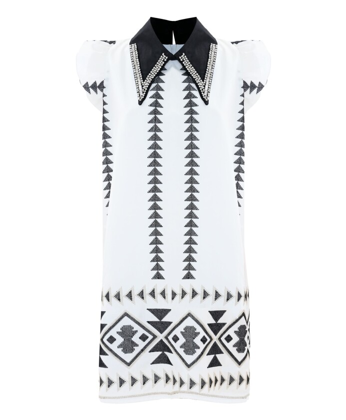 robe-mini-a-motifs-avec-collier-en-strass