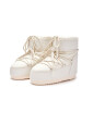 white-icon-low-rubber-boots