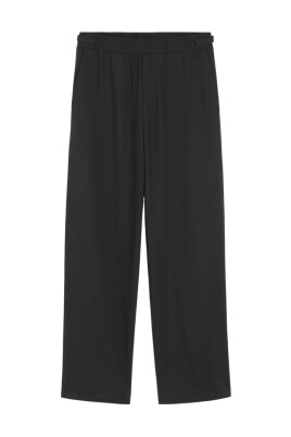 black-elasticated-waistband-zipped-fly
