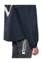 veste-coupe-vent-a-capuche