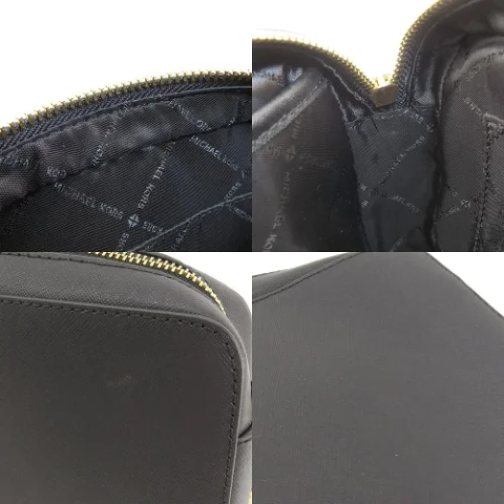 Michael Kors Pre-owned Fabric shoulder-bags Black Dames