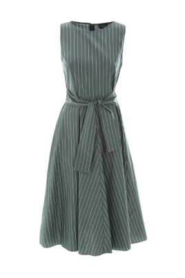 green-pastel-dress-sulmona-model