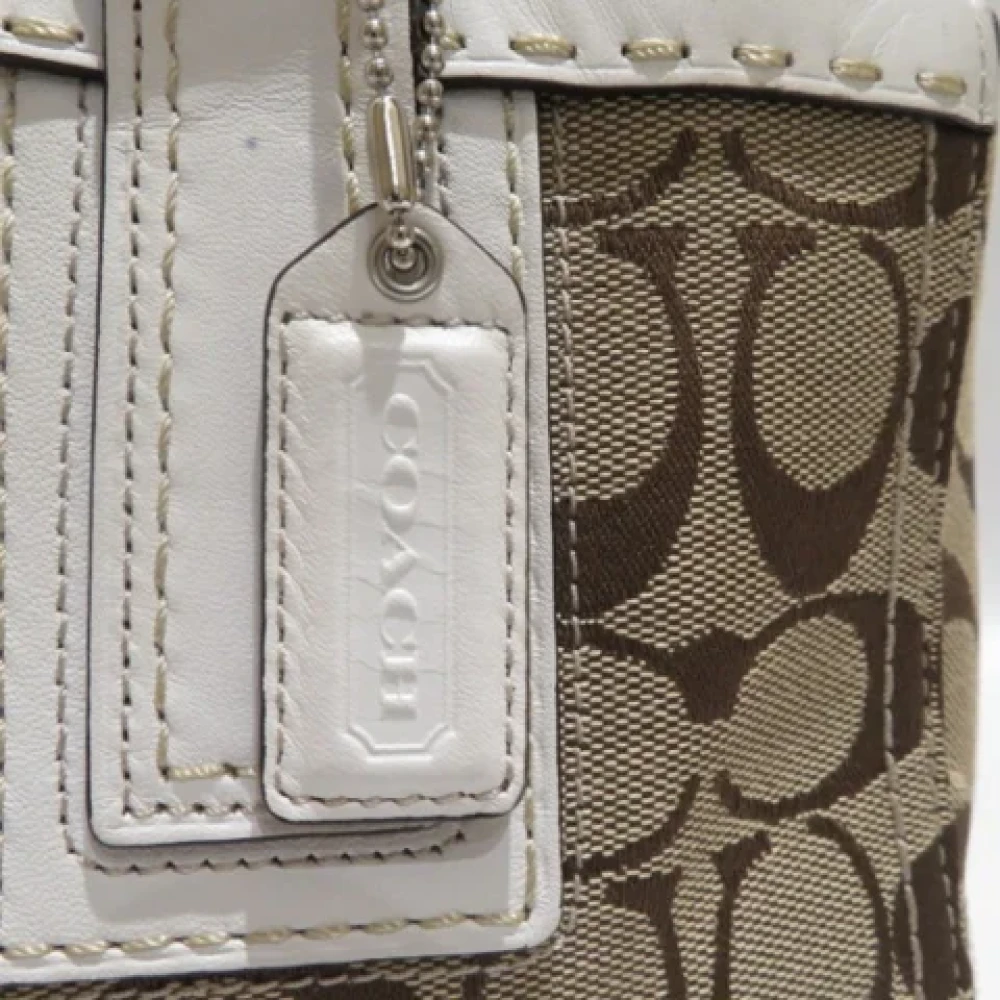 Coach Pre-owned Leather handbags Brown Dames